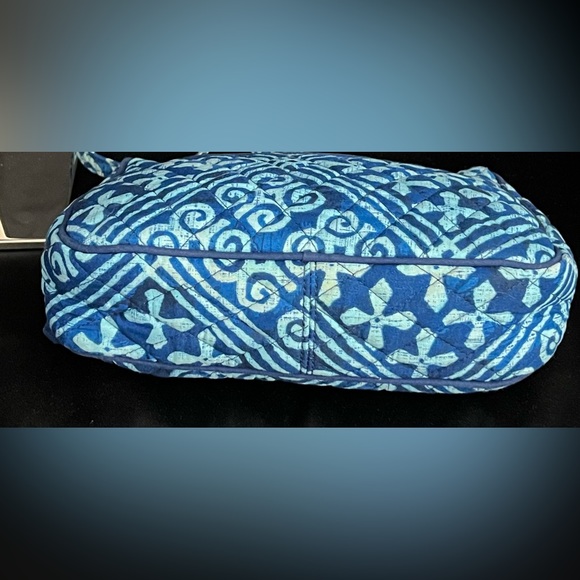 Vera Bradley Cuban Tiles w/ Adjustable Straps GUC - Picture 4 of 5